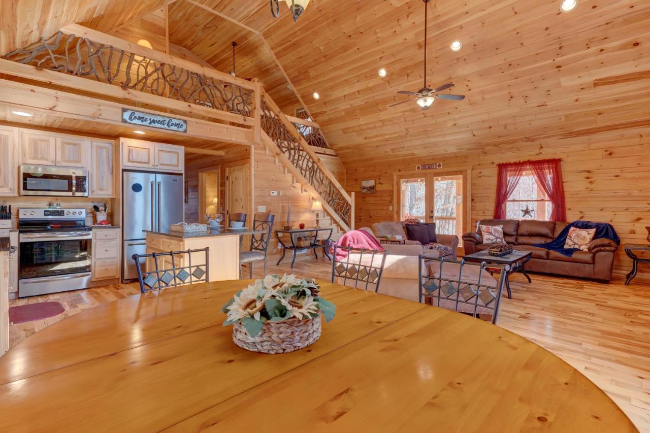Hot-Tub 6 Seater, Fire-Pit, Master King Bed, Wineries, Pickleball, Resort Amenities Ellijay Dış mekan fotoğraf
