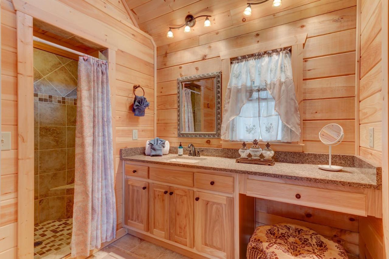 Hot-Tub 6 Seater, Fire-Pit, Master King Bed, Wineries, Pickleball, Resort Amenities Ellijay Dış mekan fotoğraf
