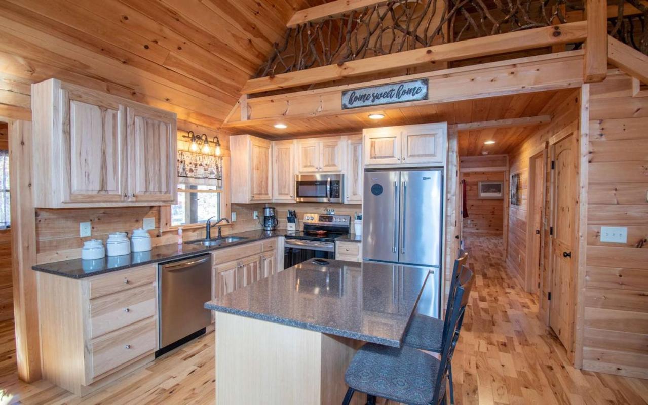 Hot-Tub 6 Seater, Fire-Pit, Master King Bed, Wineries, Pickleball, Resort Amenities Ellijay Dış mekan fotoğraf